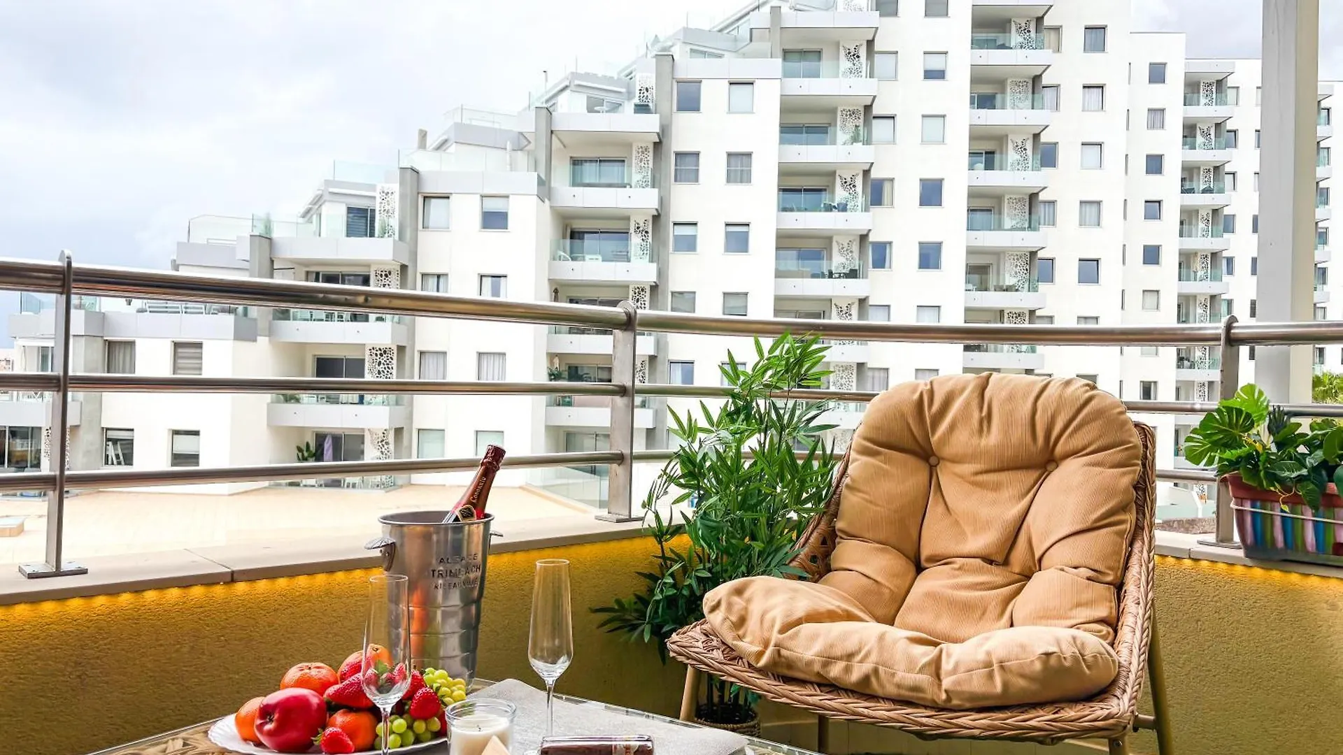 Pambnb - Cozy Apartment In Playa Paraiso ספרד